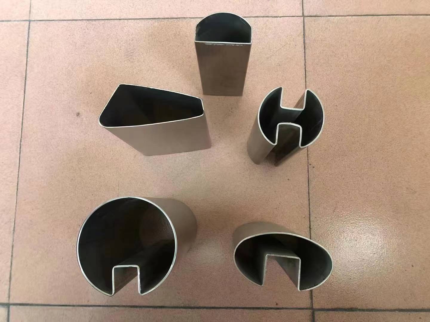 佛山不锈钢管价格涨跌的三大原因