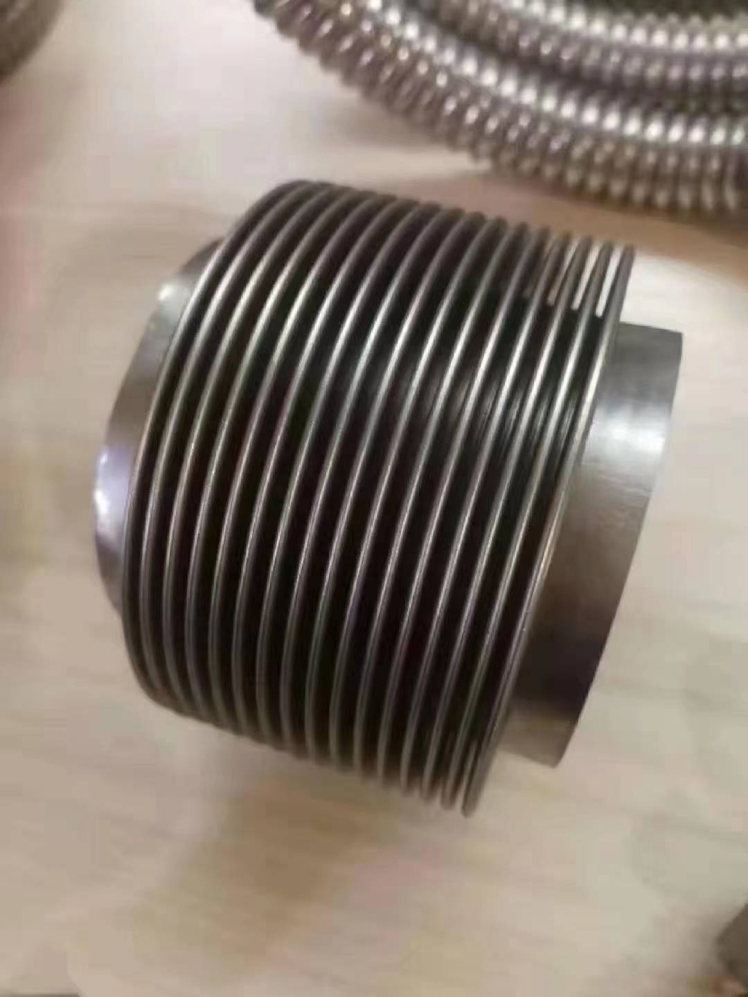 佛山不锈钢厂的不锈钢管涂漆有好处吗？