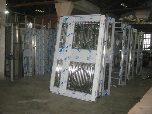 佛山不锈钢厂生产的不锈钢门有哪些特点