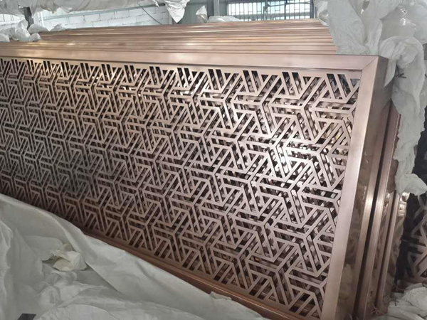 佛山不锈钢厂不锈钢屏风花格点焊和满焊加工工艺区别