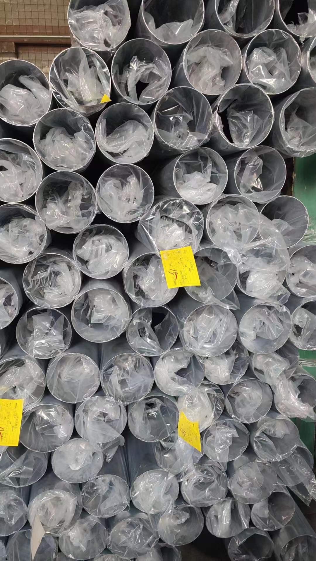 佛山不锈钢管厂家对电梯装饰之轿厢装修的相关知识