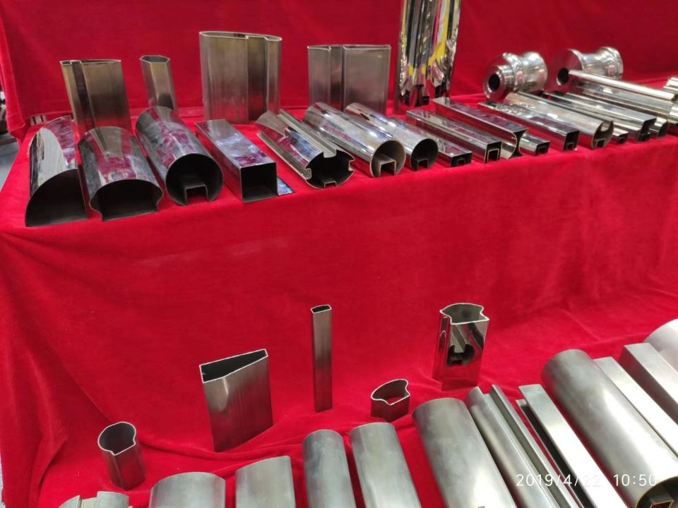 制造304不锈钢管的佛山不锈钢管厂家需注意什么