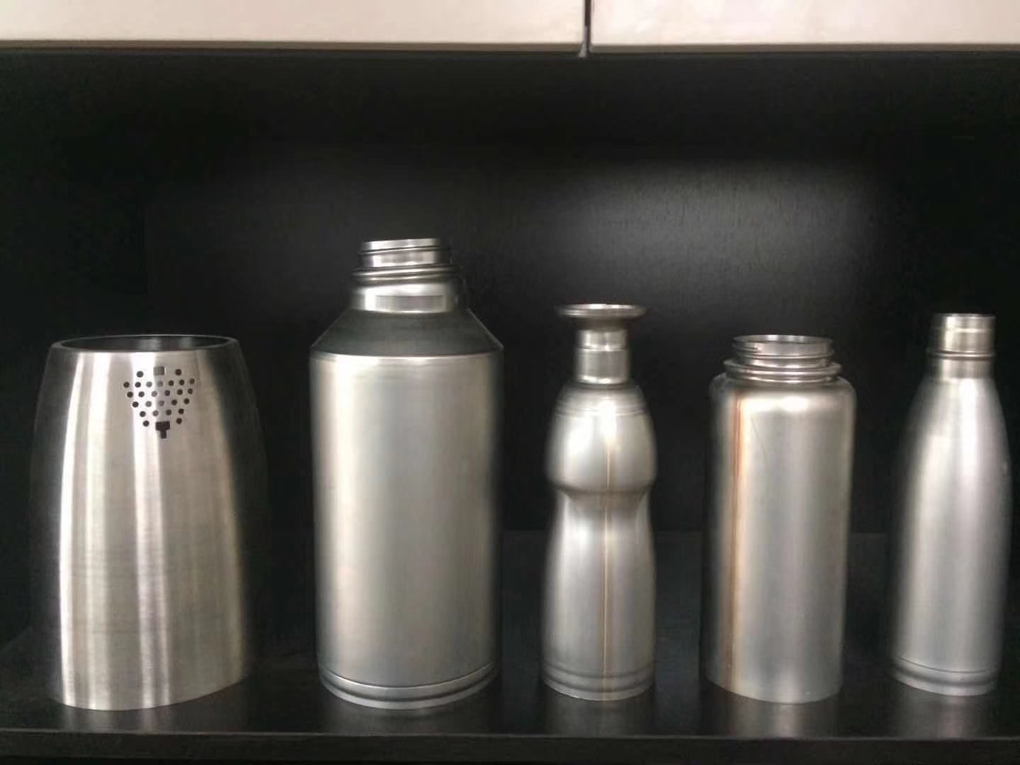 佛山不锈钢厂塑料管与不锈钢水管的区别有哪些？